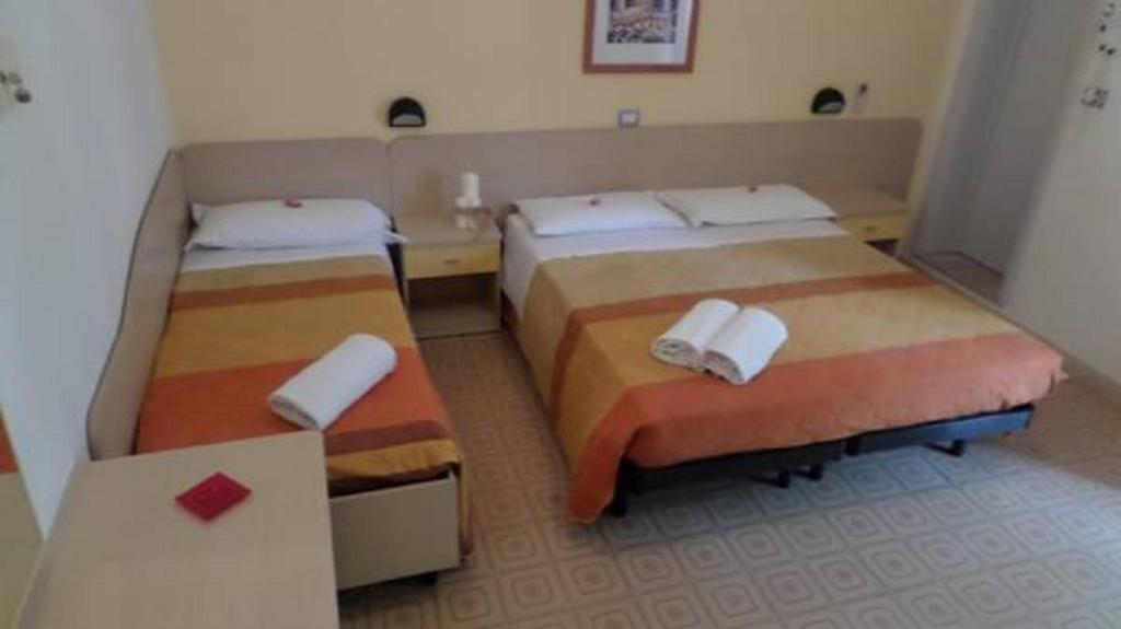 Hotel Sorriso San Mauro Mare Экстерьер фото