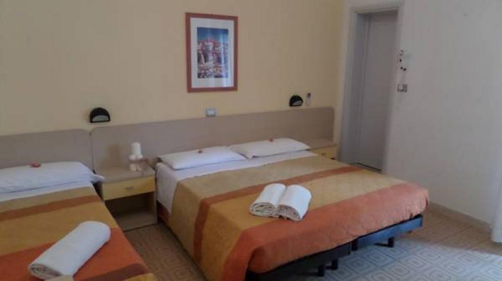 Hotel Sorriso San Mauro Mare Номер фото