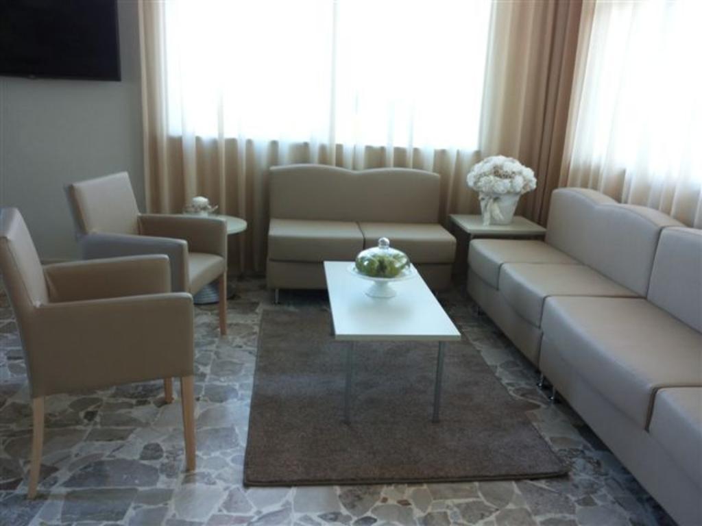 Hotel Sorriso San Mauro Mare Экстерьер фото