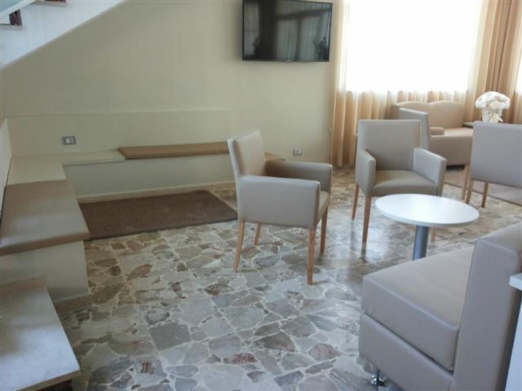 Hotel Sorriso San Mauro Mare Экстерьер фото
